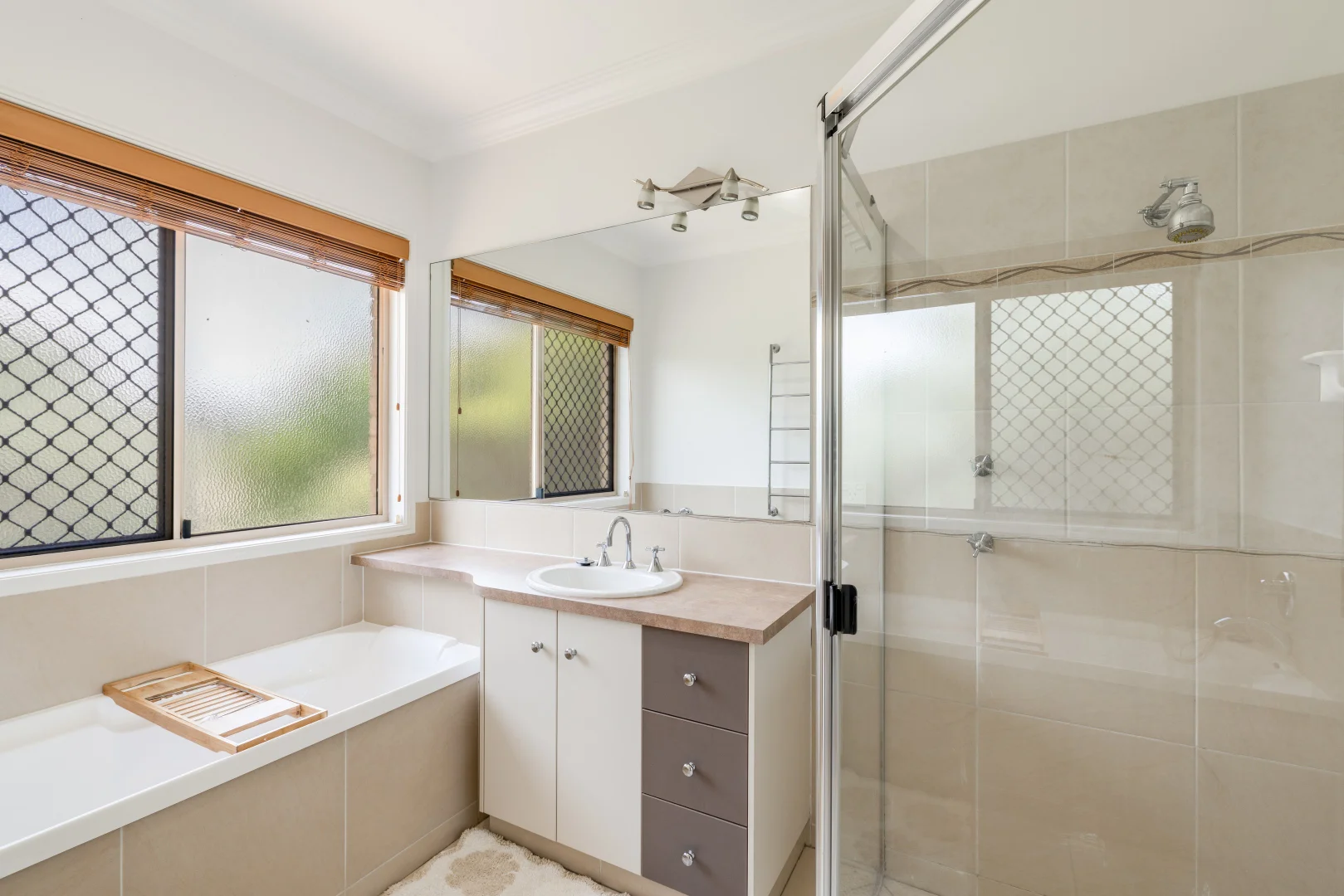 Additional image 13 of 6 John Court, Cotswold Hills QLD 4350