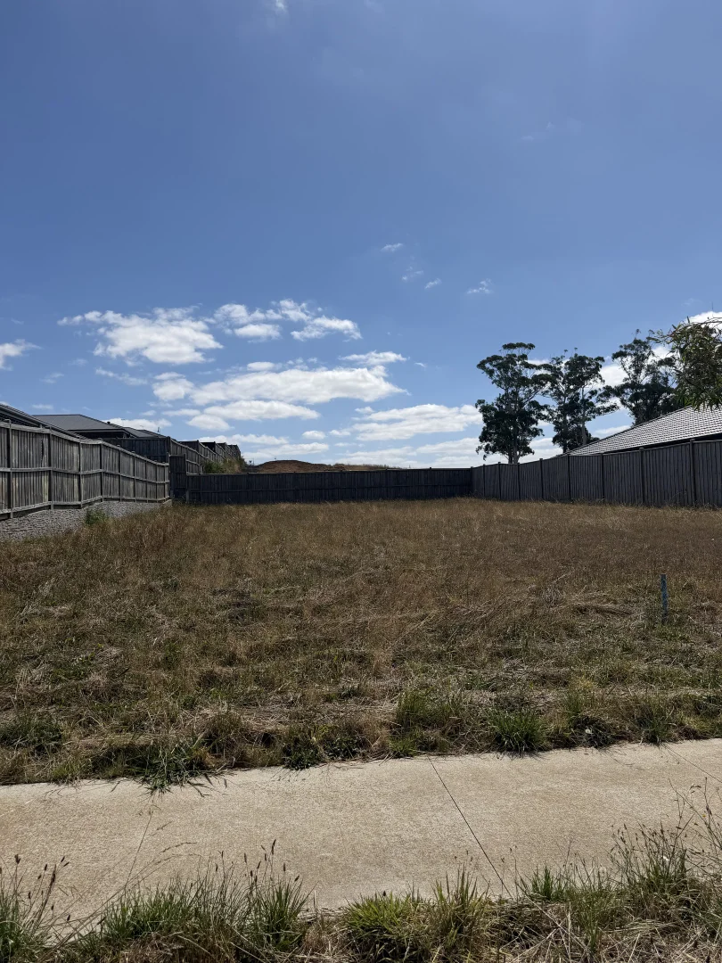 Additional image 2 of 33 Kurrajong Road, Warragul VIC 3820