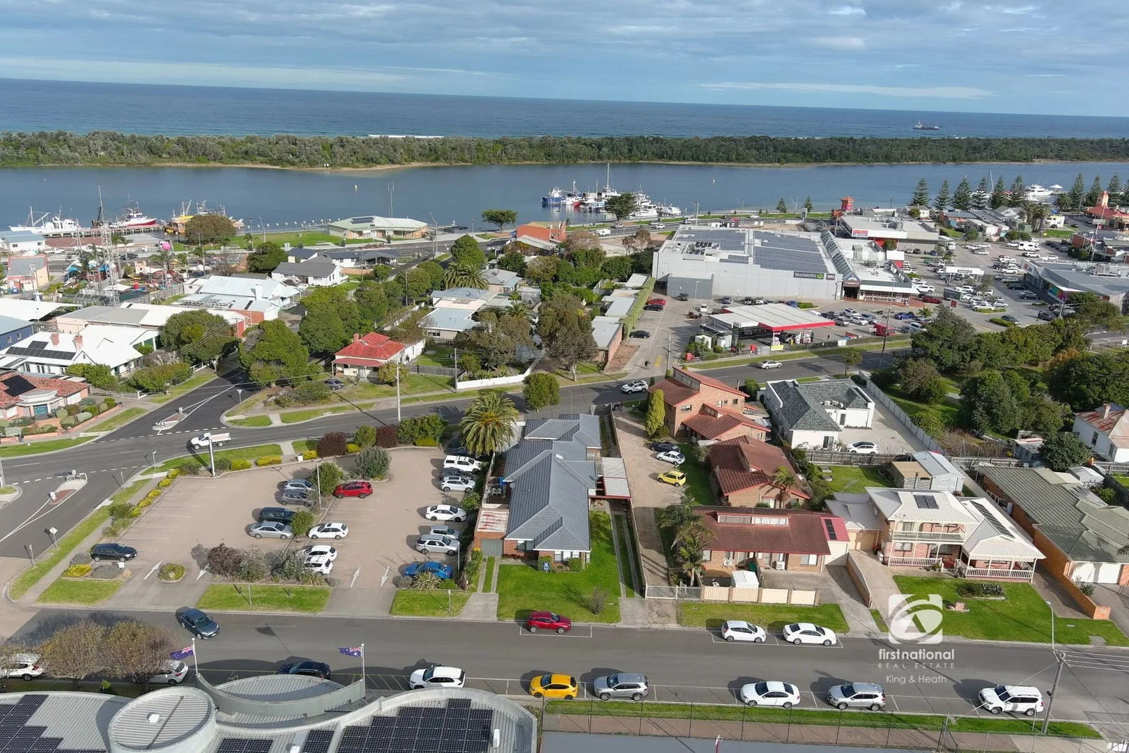 Additional image 17 of 4/28 Rowe Street, Lakes Entrance VIC 3909