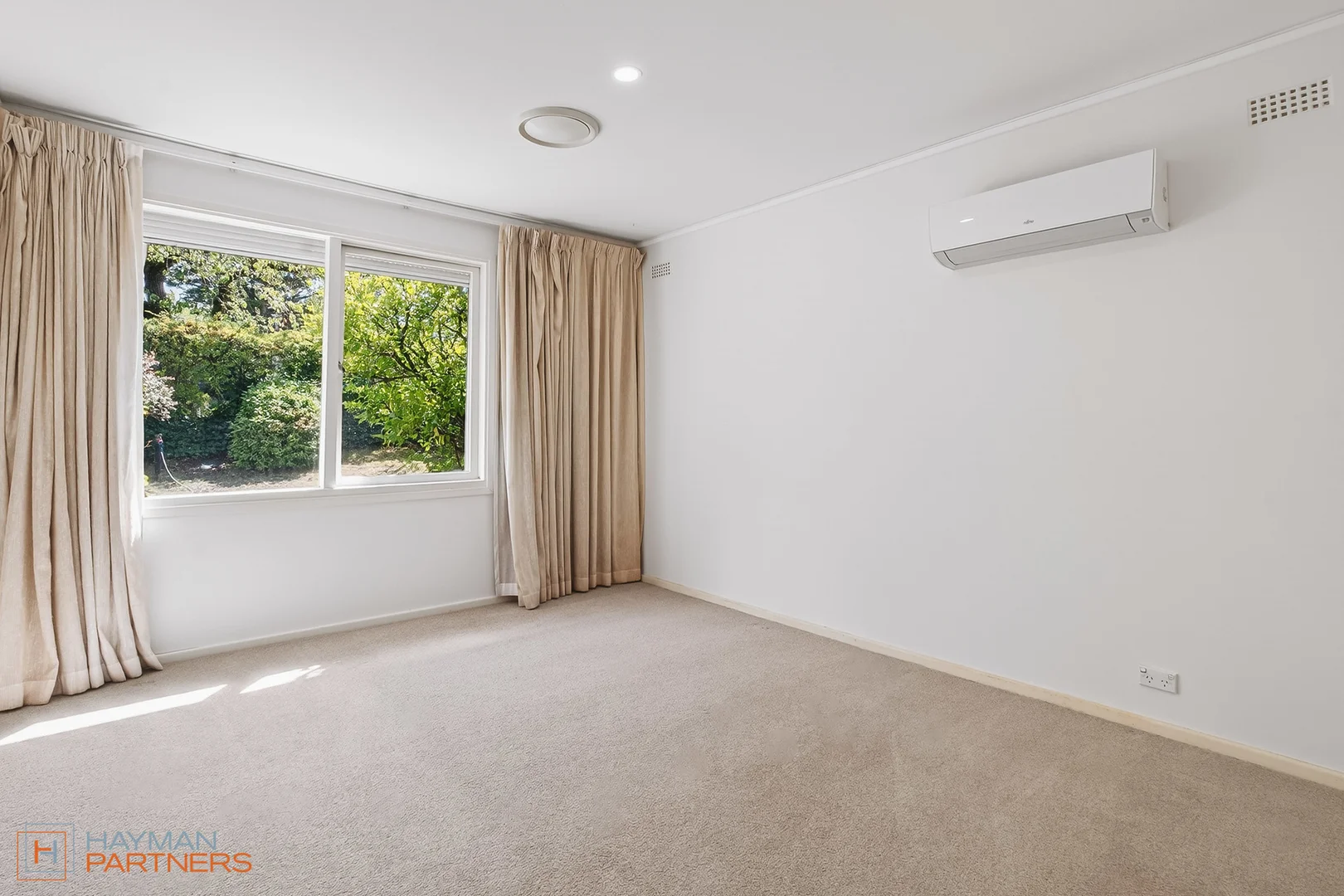 Additional image 15 of 42 Kitchener Street, Hughes ACT 2605