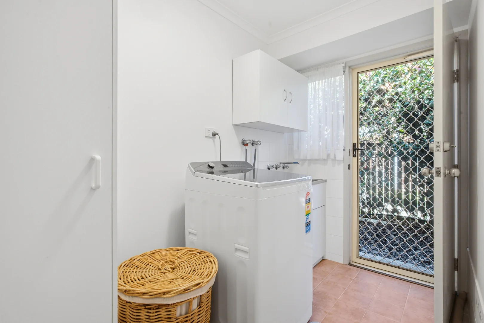 Additional image 20 of 10 Parkview Crescent, Jerrabomberra NSW 2619