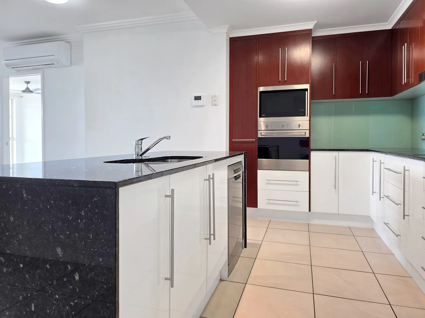 Additional image 6 of 21/155-159 Esplanade, Cairns City QLD 4870