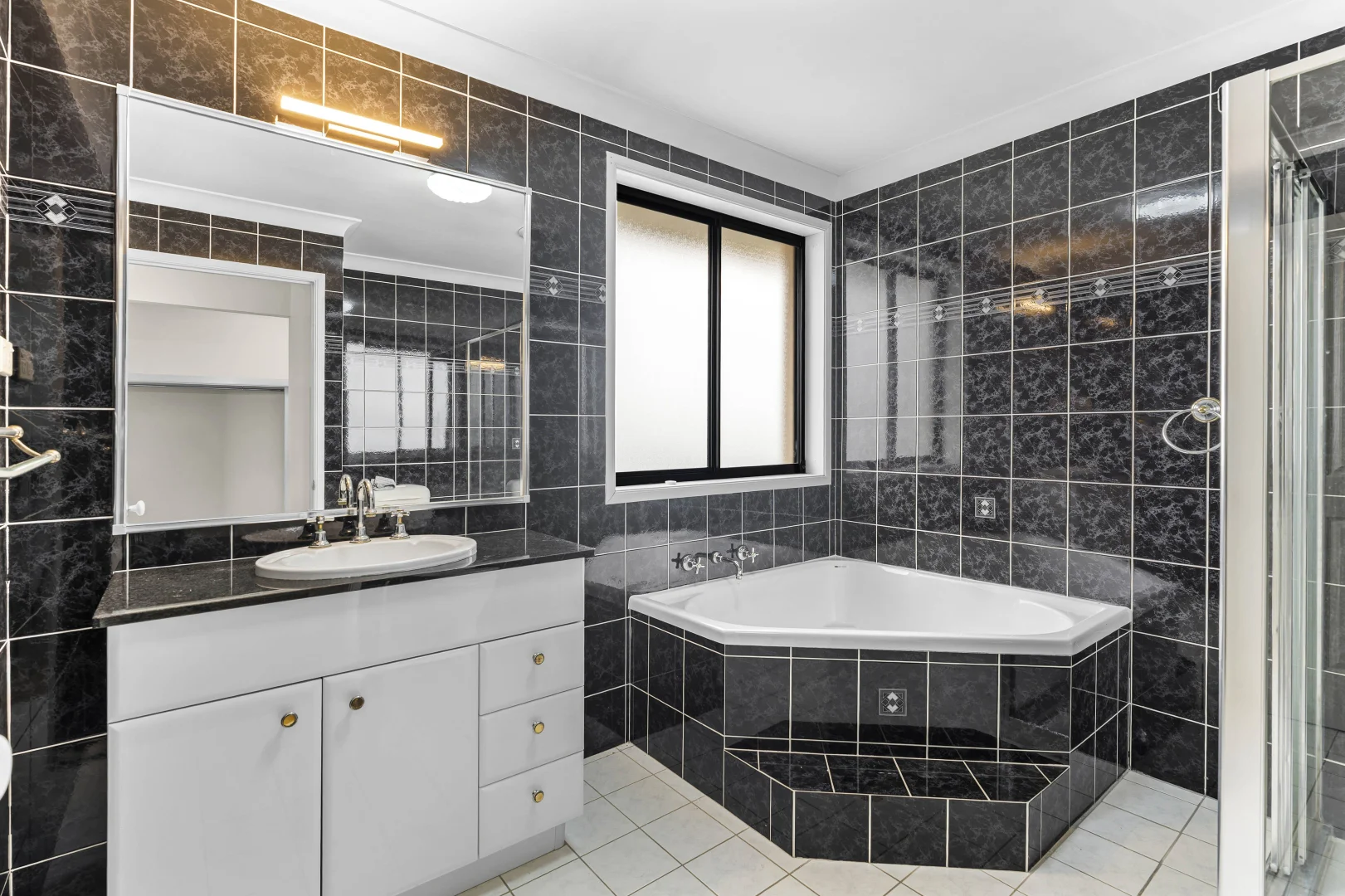 Additional image 15 of 141 Main Road, Toukley NSW 2263