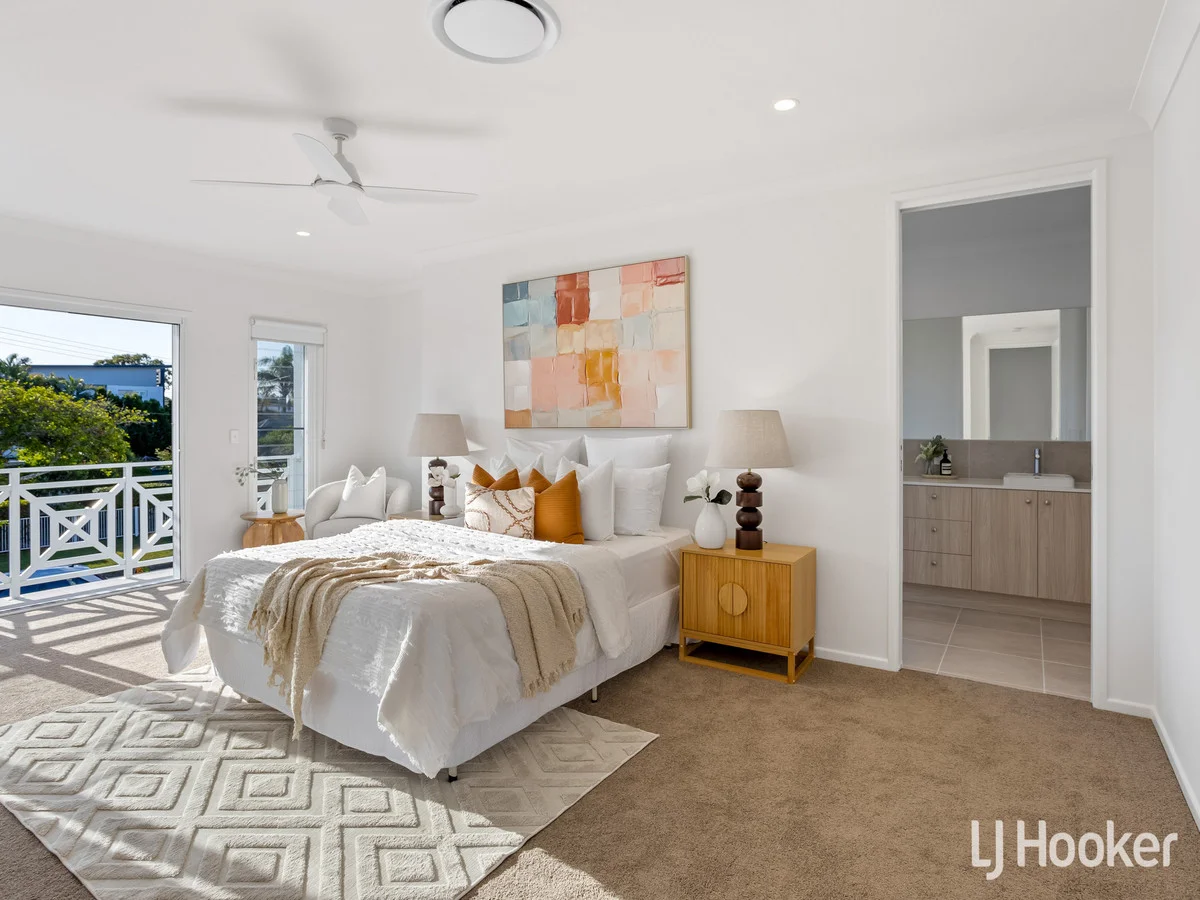 Additional image 12 of Woody Point QLD 4019