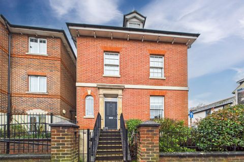 Oxford Road, Reading, Berkshire RG1