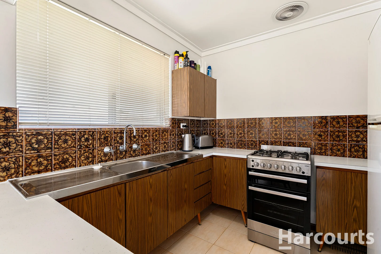 Additional image 12 of 18 Halls Head Parade, Halls Head WA 6210