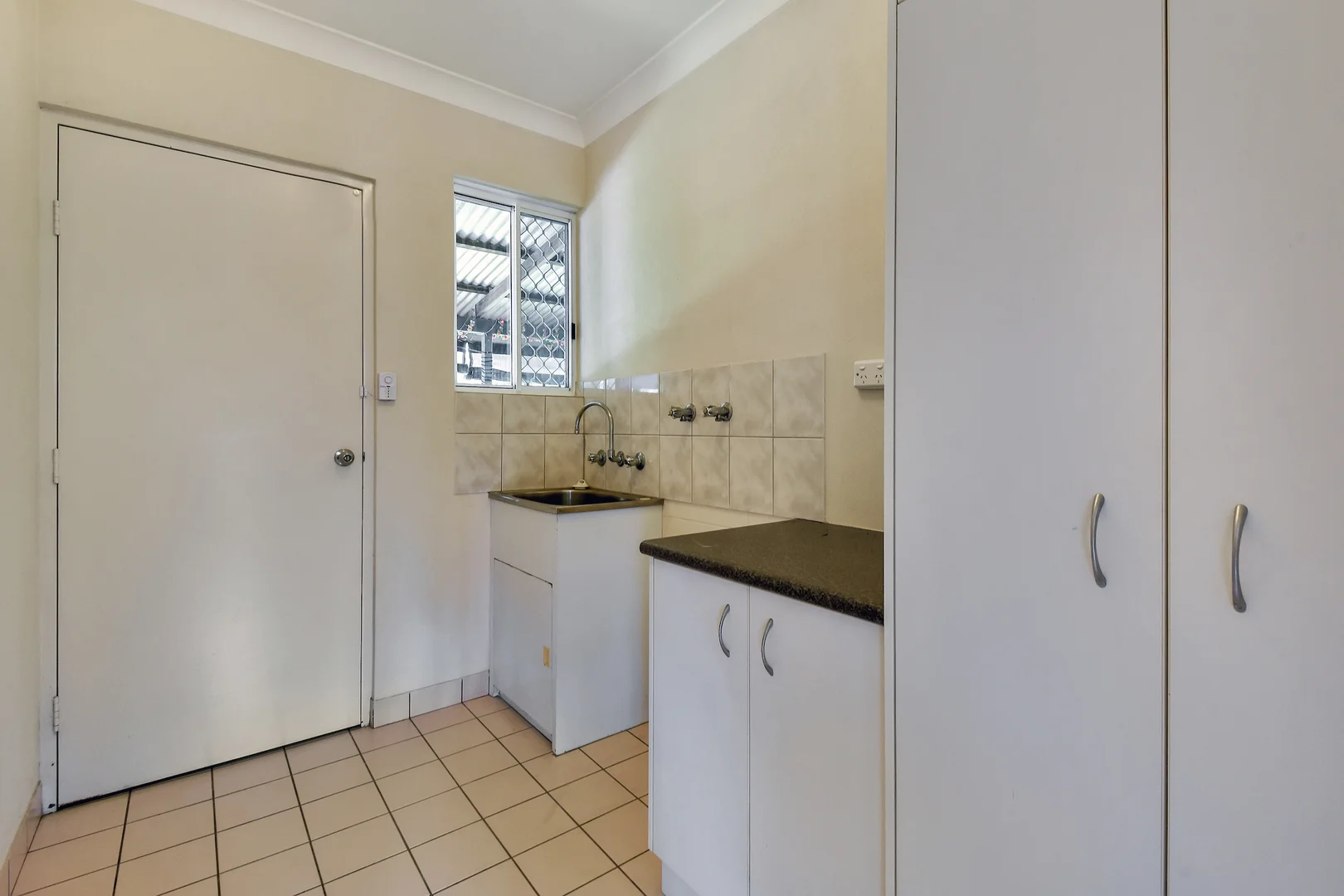 Additional image 9 of 14 Stint Court, Bakewell NT 0832