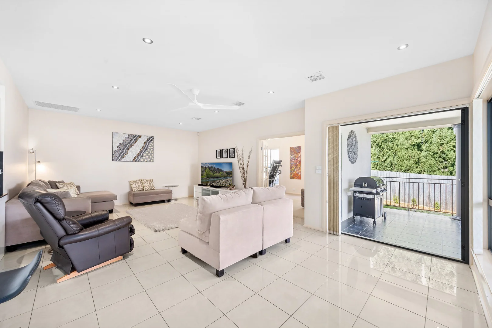 Additional image 10 of 3 Risson Street, Gungahlin ACT 2912