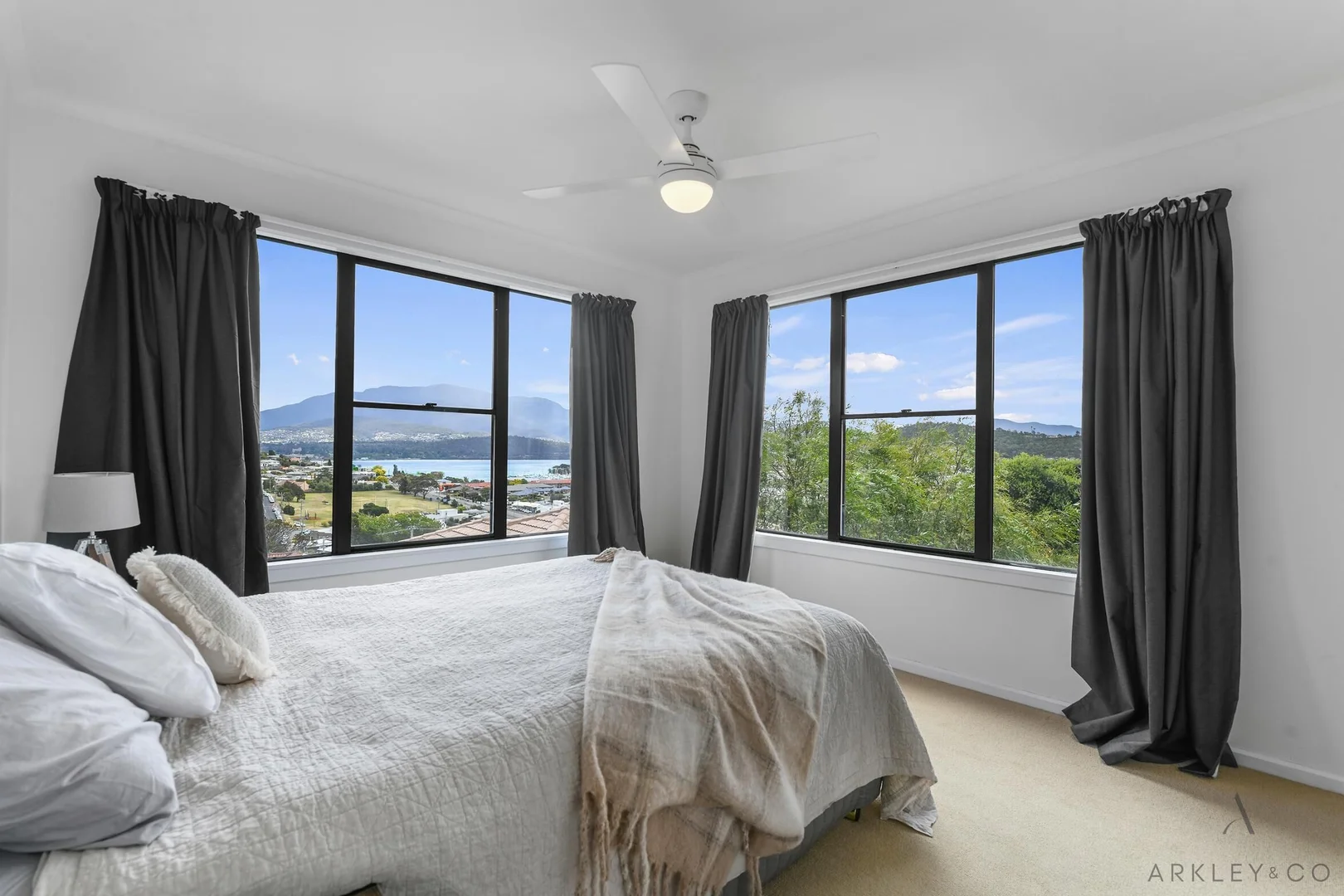 Additional image 30 of 3 Owen Court, Lindisfarne TAS 7015