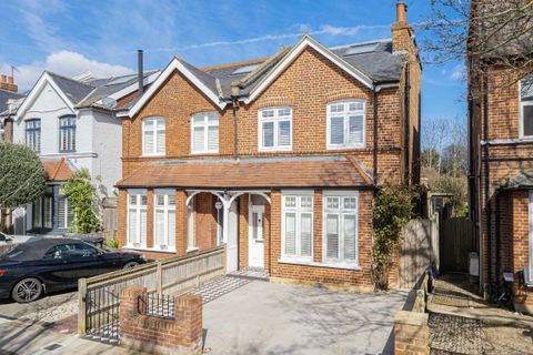 Cedars Road, Hampton Wick KT1