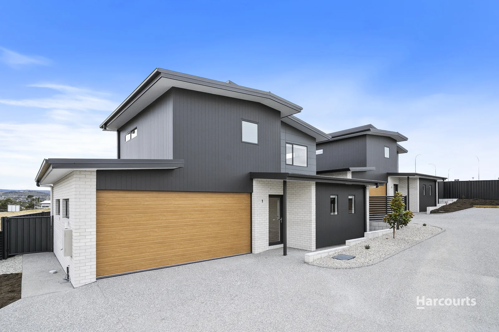 Additional image 2 of 1 & 2/32 Sunningdale Close, Midway Point TAS 7171