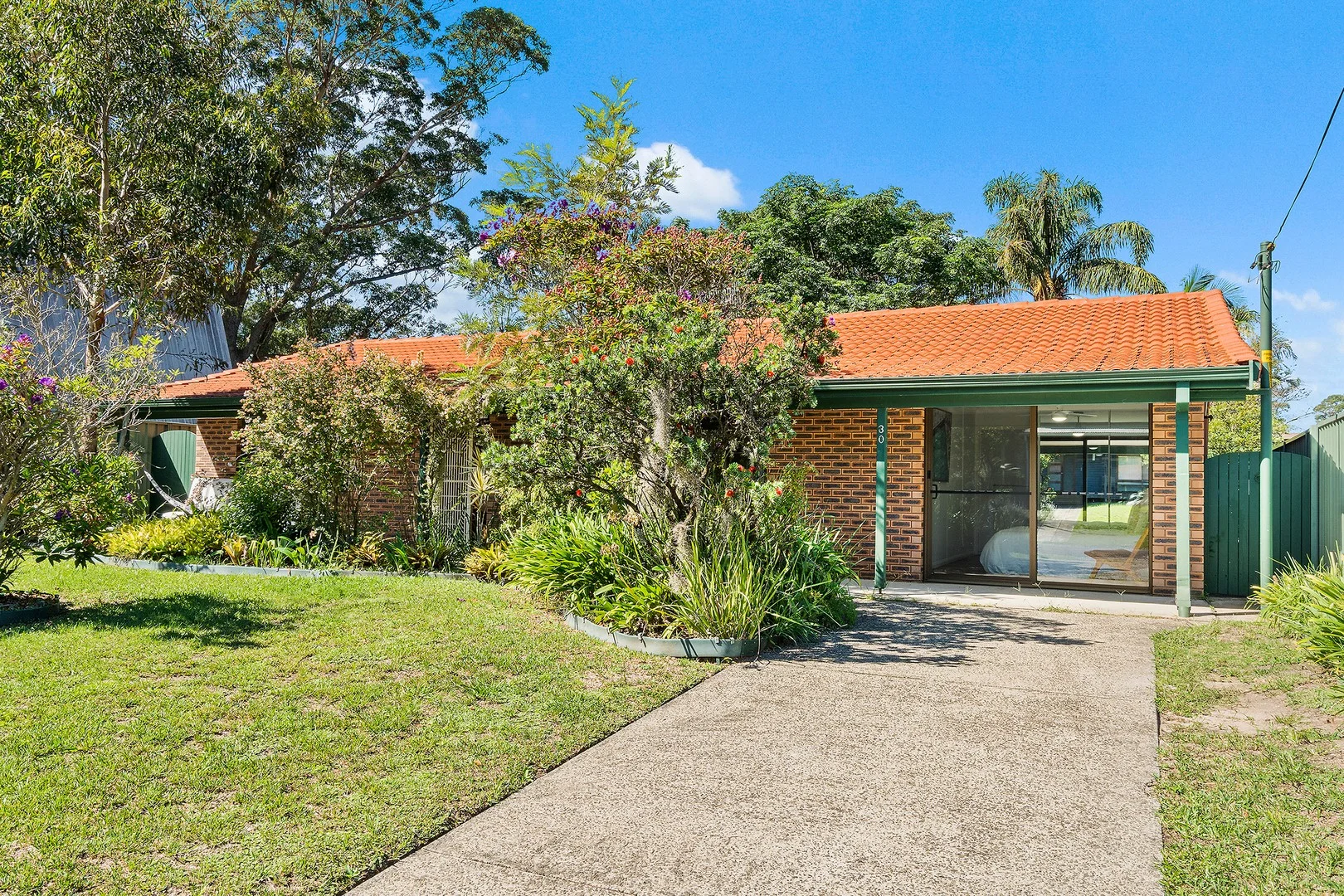 30 Bangalow Street, Narrawallee NSW 2539
