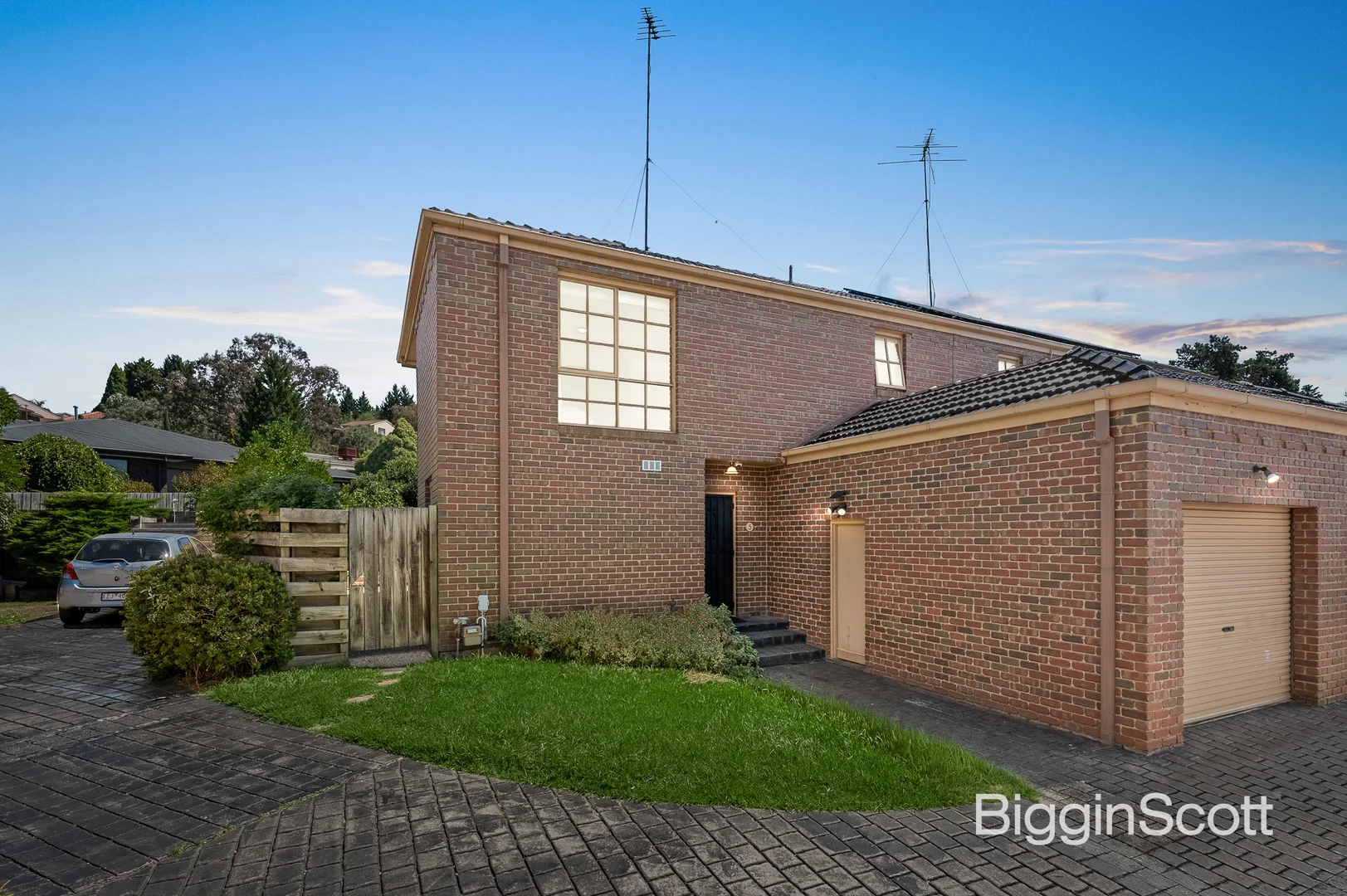 Additional image 13 of 5/9 Long Valley Way, Doncaster East VIC 3109