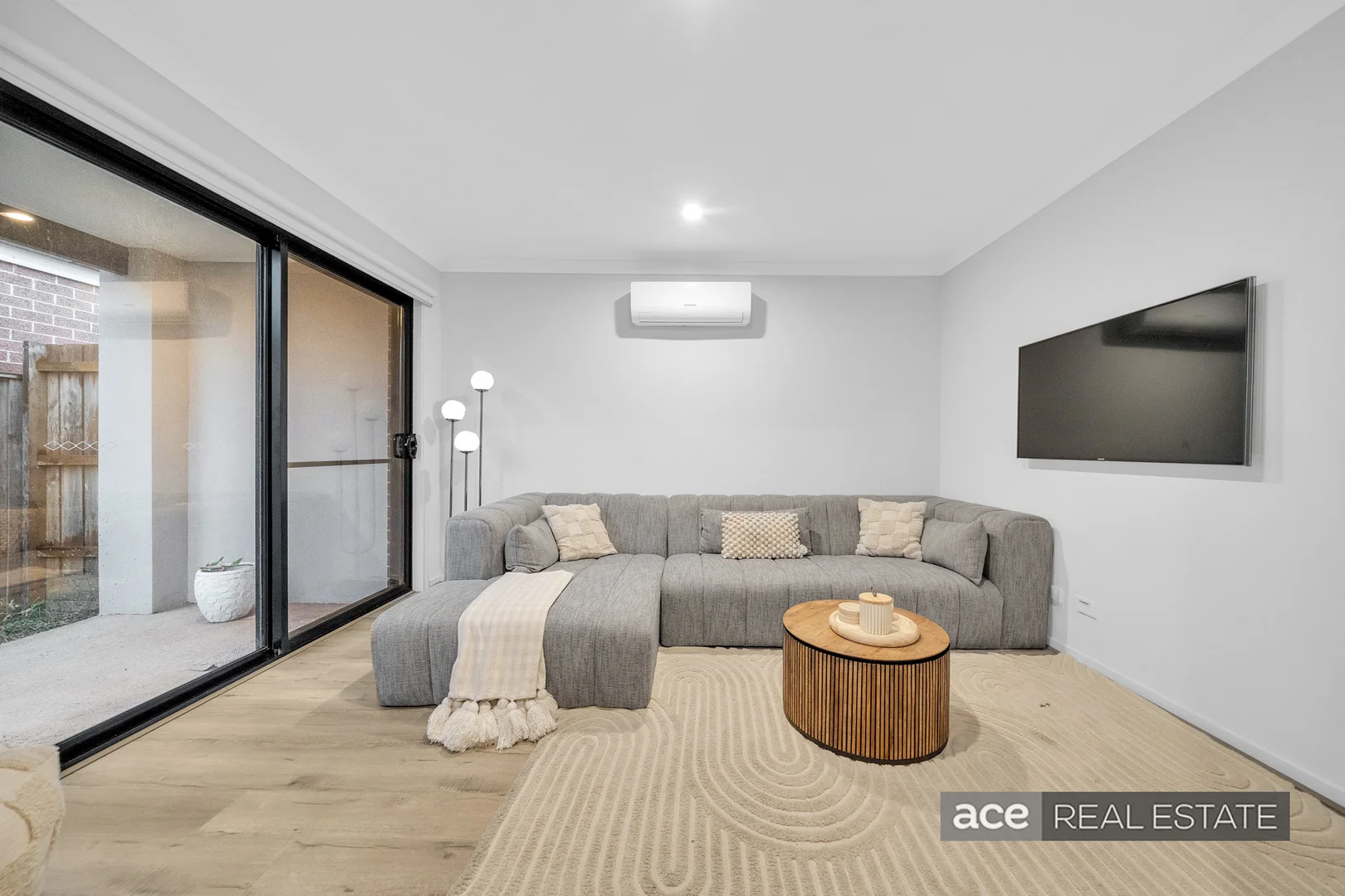 Additional image 8 of 30 Huntingfield Street, Thornhill Park VIC 3335