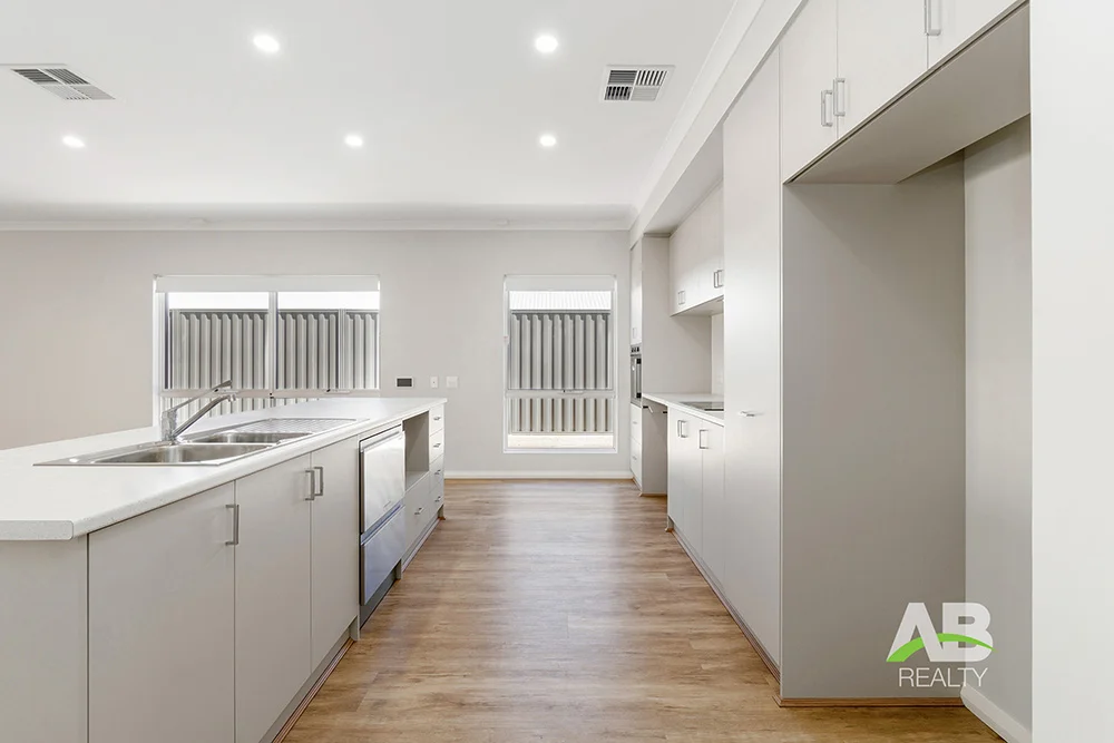 Additional image 3 of 22 Acacia Way, Sinagra WA 6065