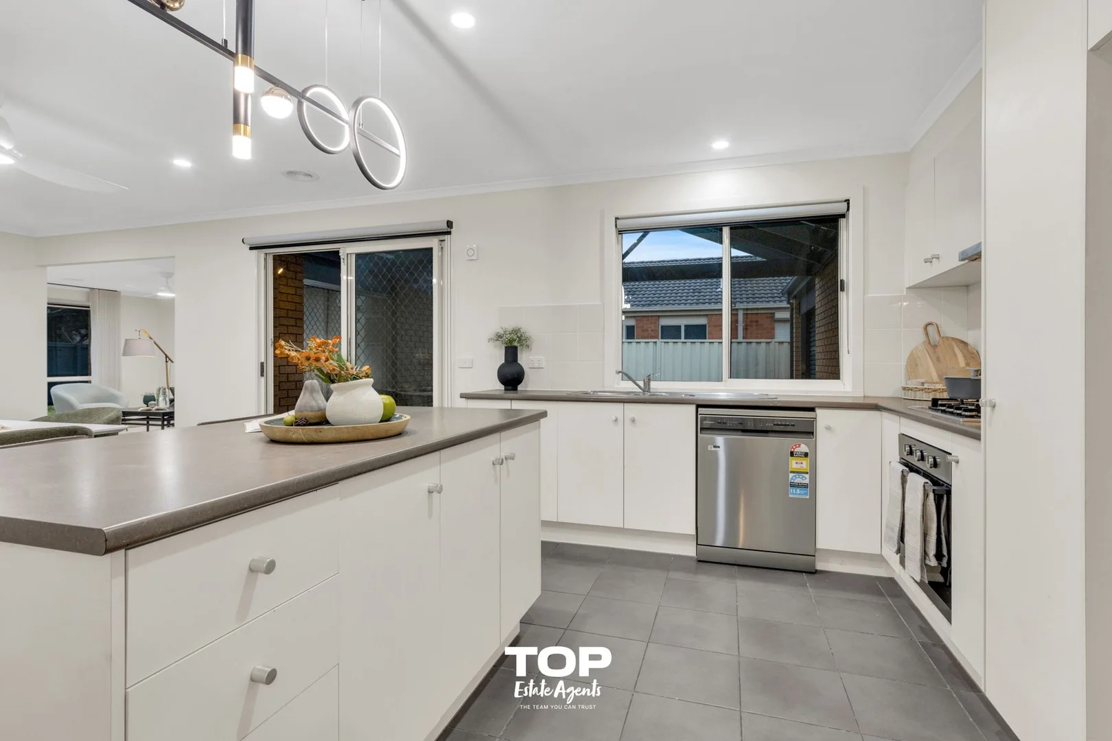 Additional image 7 of 15 Sapphire Crescent, Pakenham VIC 3810