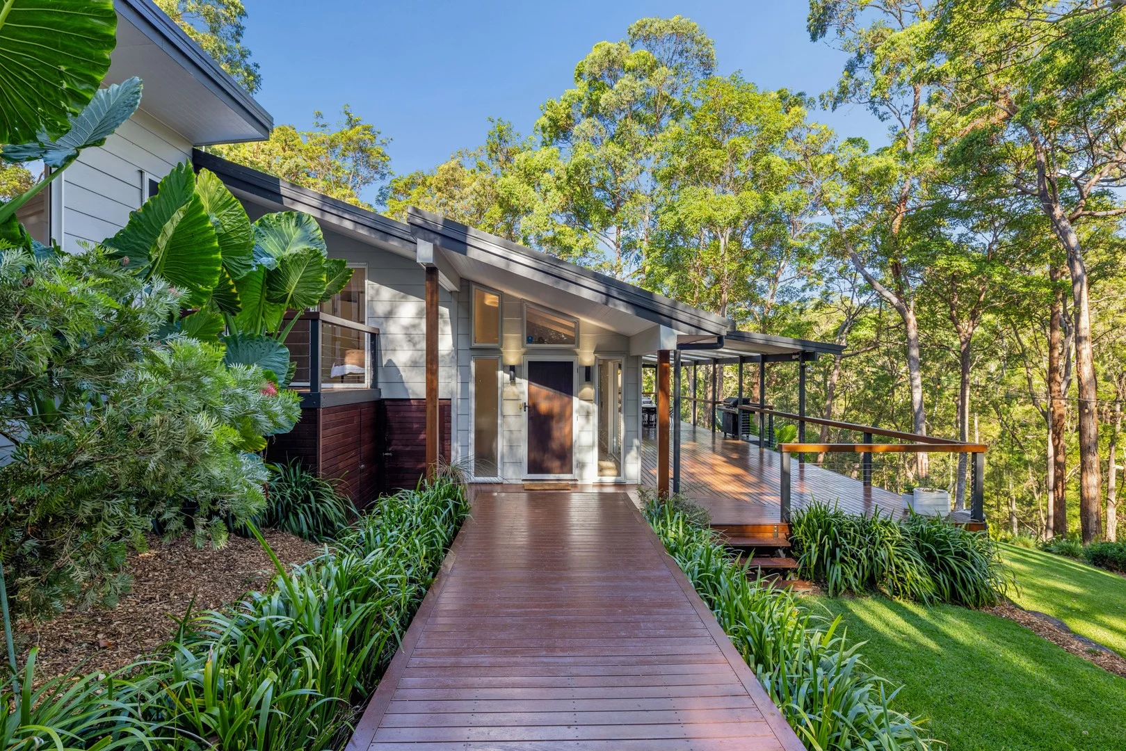 Additional image 2 of 6 DORSET PLACE, Elanora QLD 4221