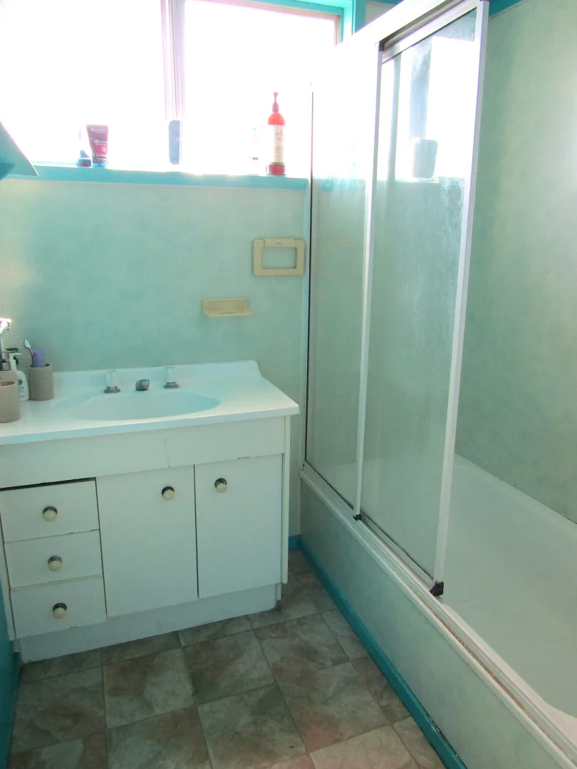 Additional image 11 of 40 Bottletree Avenue, Blackwater QLD 4717