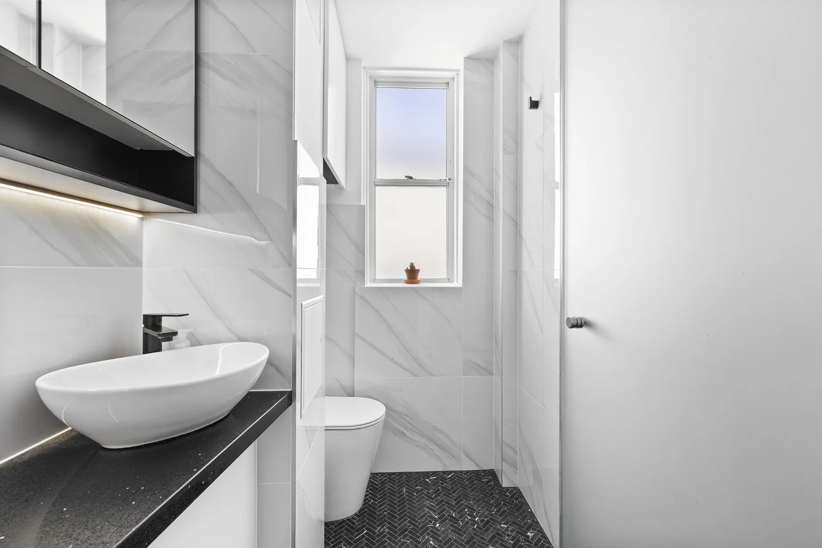 Additional image 8 of 74/27 Ithaca Road, Elizabeth Bay NSW 2011