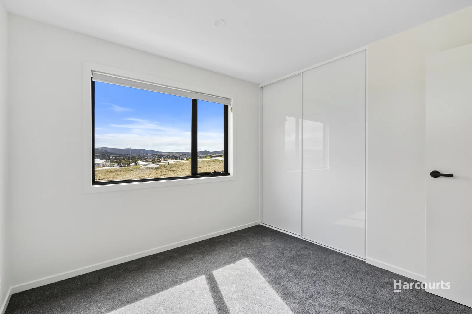 Additional image 16 of 1 & 2/32 Sunningdale Close, Midway Point TAS 7171