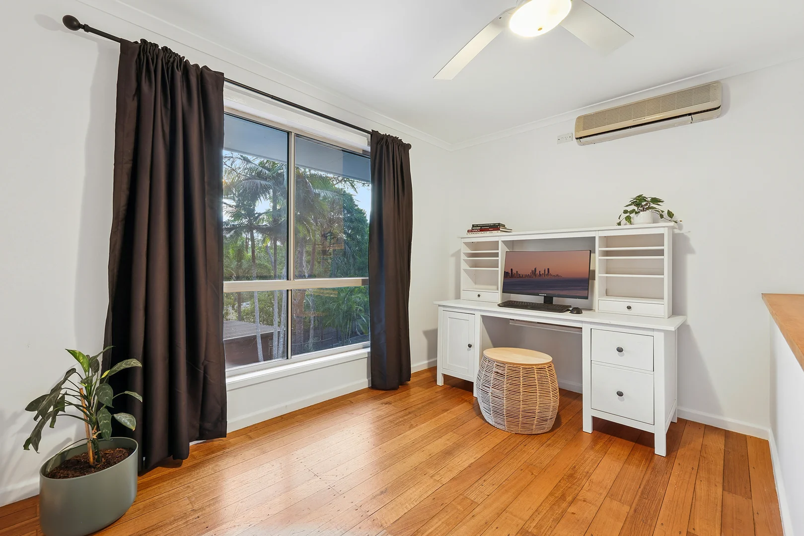 Additional image 19 of 9 Design Place, Highland Park QLD 4211