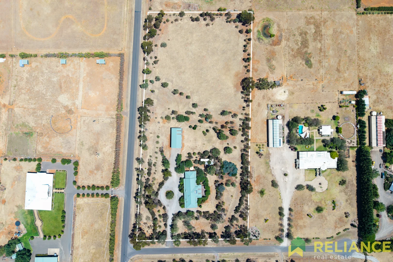 Additional image 32 of 1 Nicholson Court, Strathtulloh VIC 3338