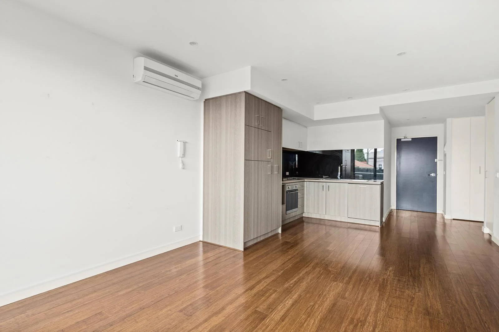102/146 Bell Street, Coburg VIC 3058