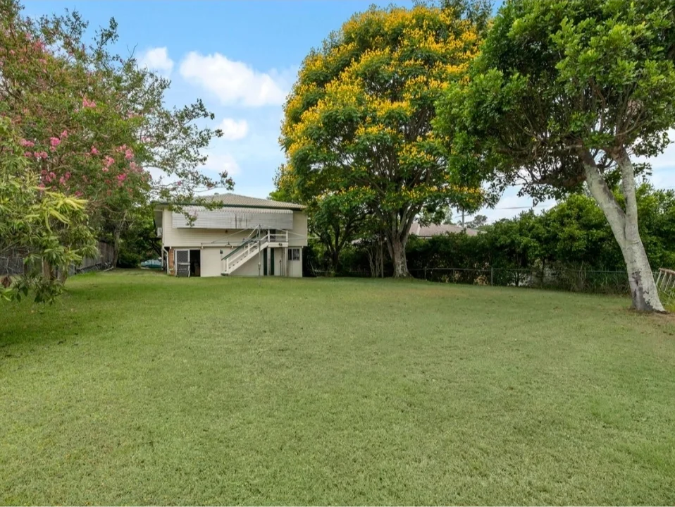 Additional image 15 of 105 Minto Crescent, Arana Hills QLD 4054