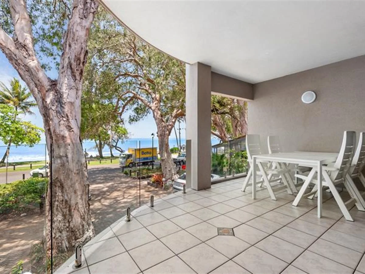 2/137 Williams Esplanade, Palm Cove QLD 4879