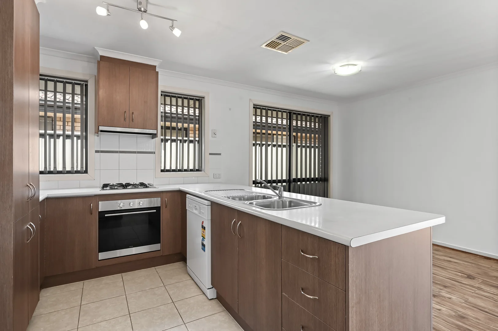 Additional image 12 of 12 Oakwood Circuit, Munno Para West SA 5115