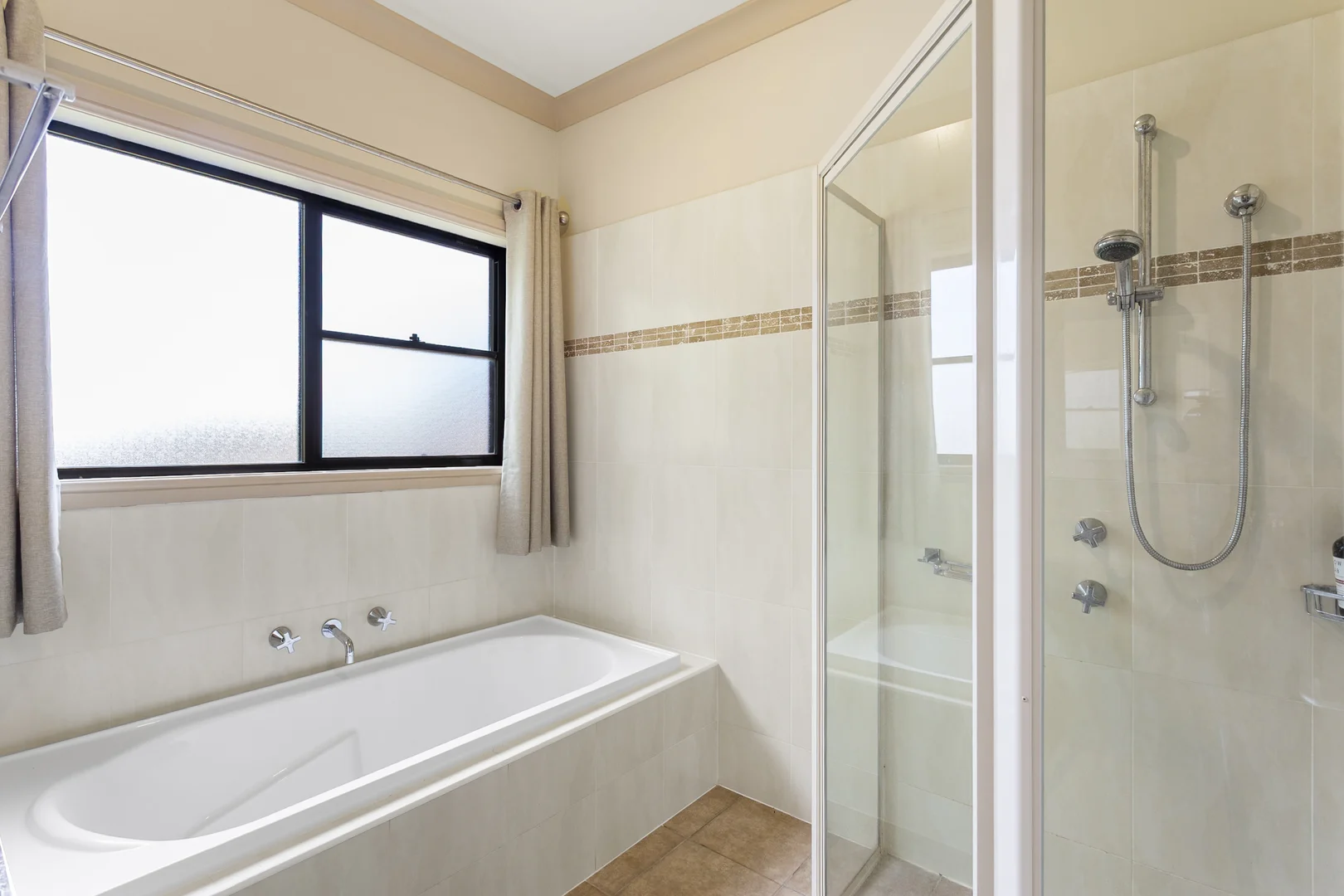 Additional image 25 of 10 Stubbs Place, Yass NSW 2582