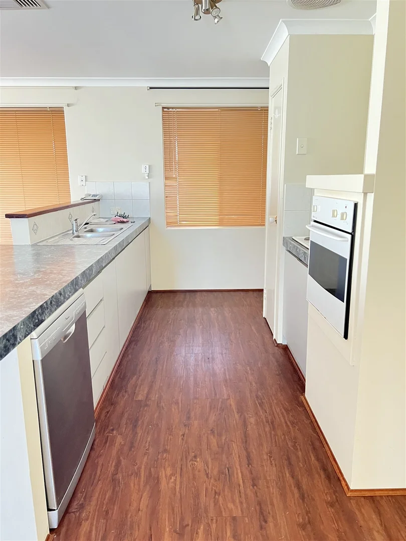 Additional image 4 of 6 Dunlowe Loop, Warnbro WA 6169