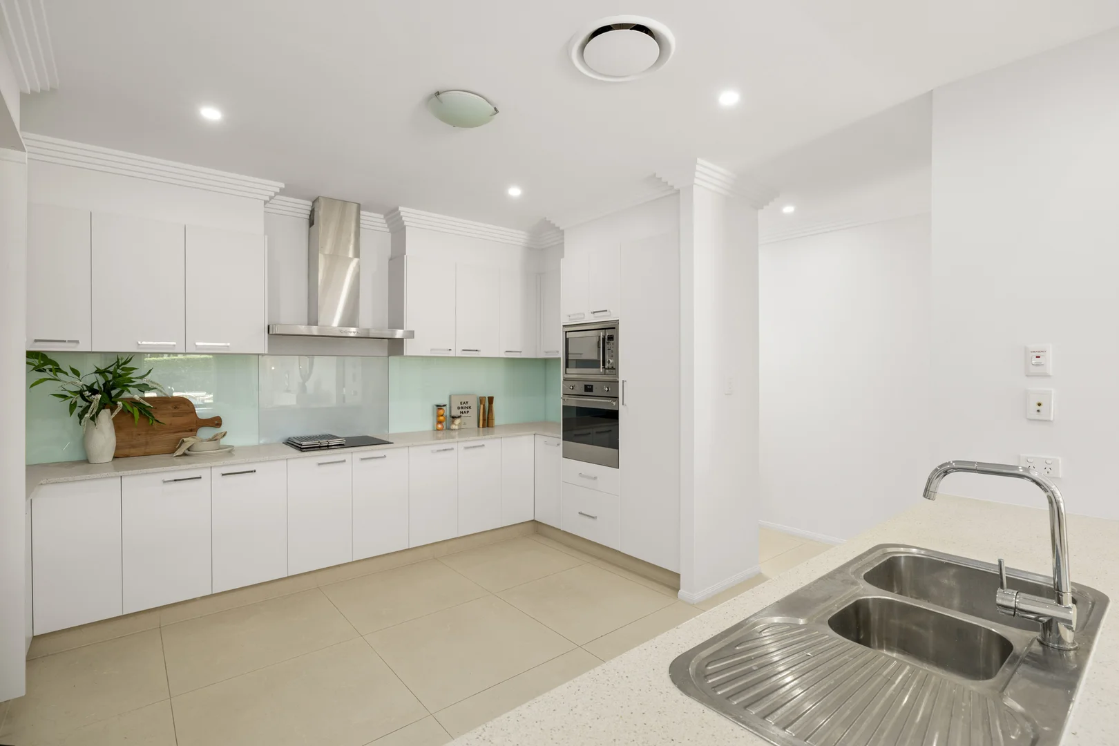 Additional image 9 of 3153 Riverleigh Drive, Hope Island QLD 4212