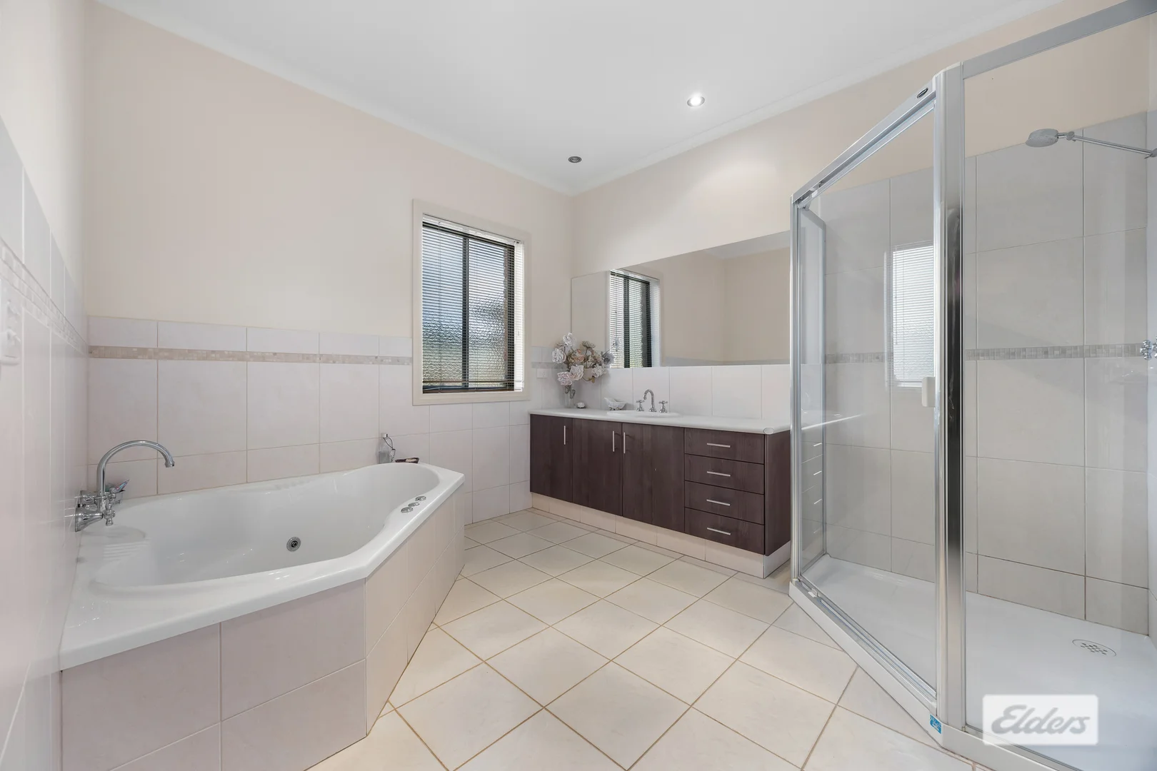 Additional image 17 of 8 Marjory Brown Close, Stawell VIC 3380