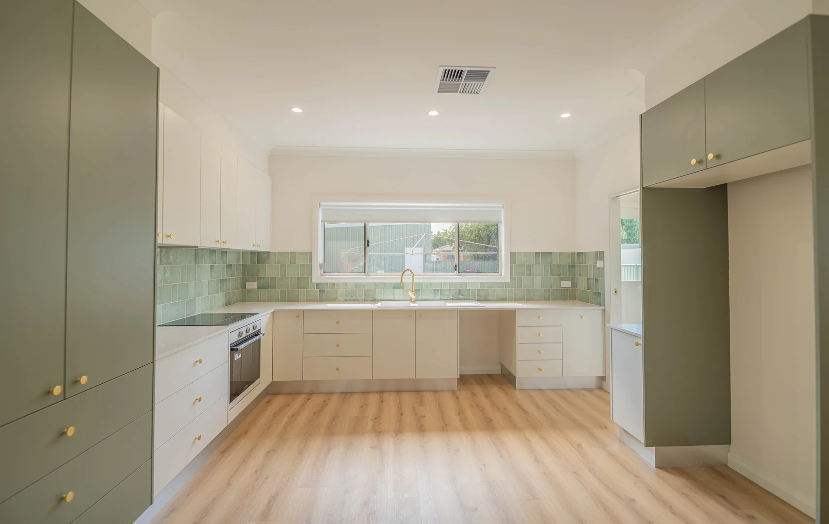 Additional image 4 of 11 Wattle Street, Parkes NSW 2870