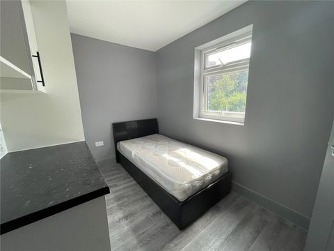 Beecham Road, Reading, Berkshire RG30, Room to rent