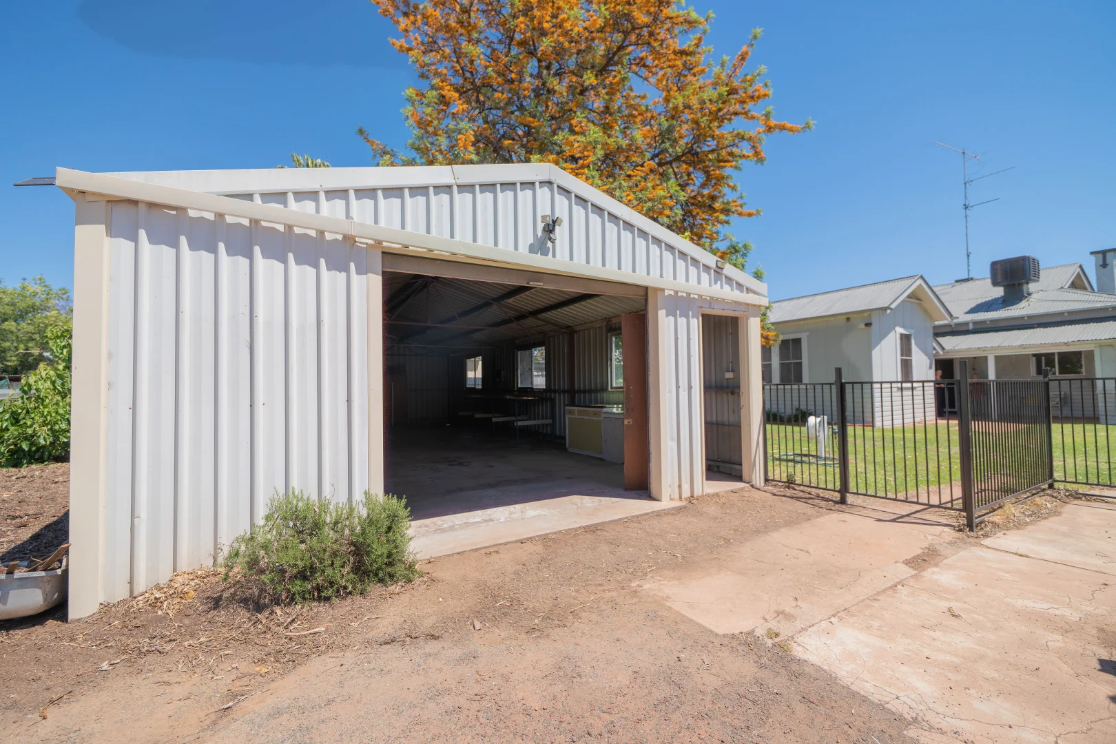 Additional image 43 of 46 Court Street, West Wyalong NSW 2671