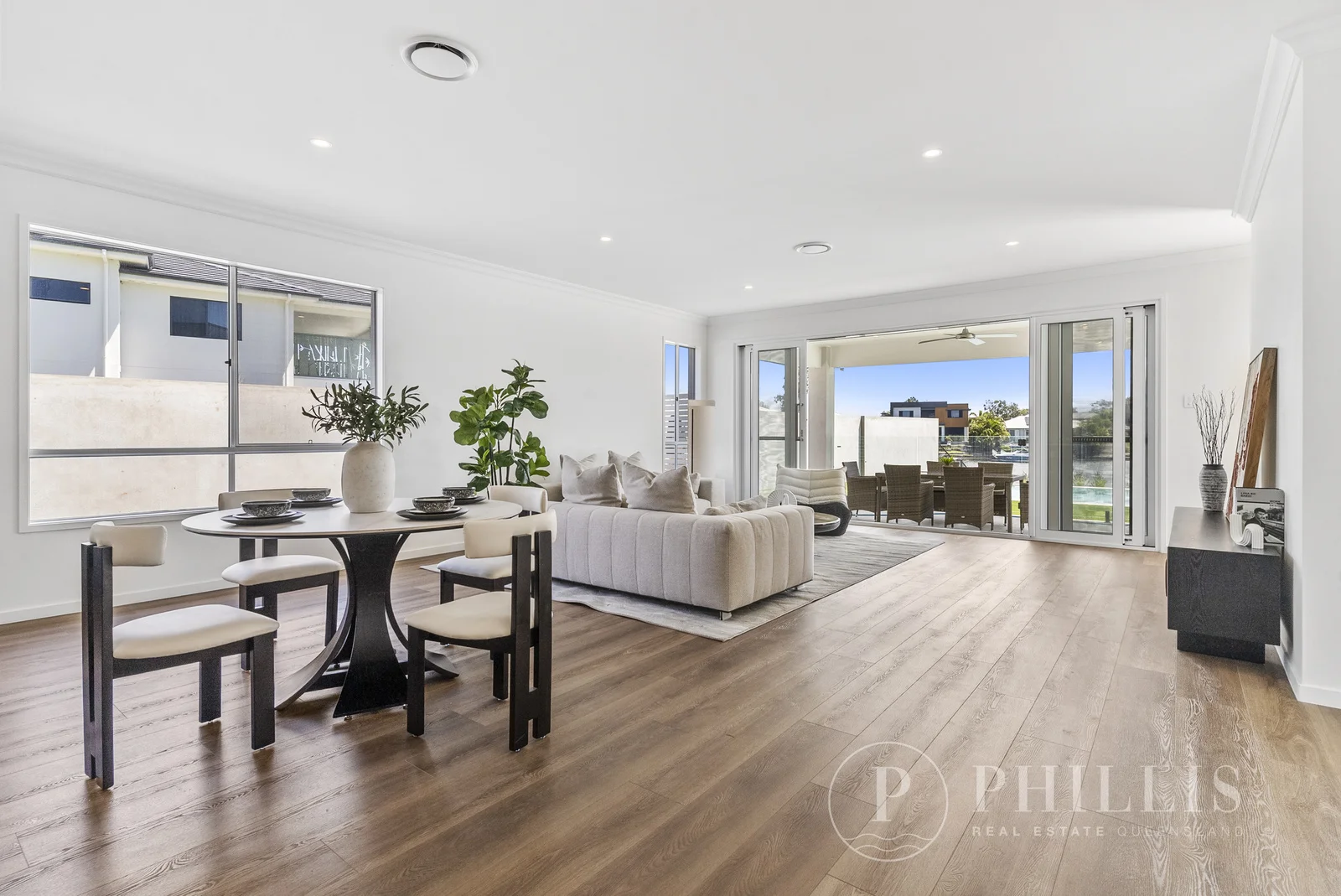 Additional image 7 of 152 Lake Serenity Boulevard, Helensvale QLD 4212