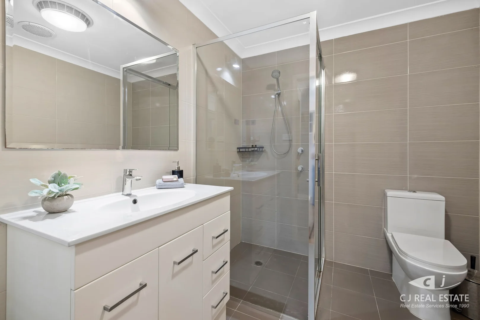 Additional image 10 of 12 Wiltshire Close, Liberty Grove NSW 2138