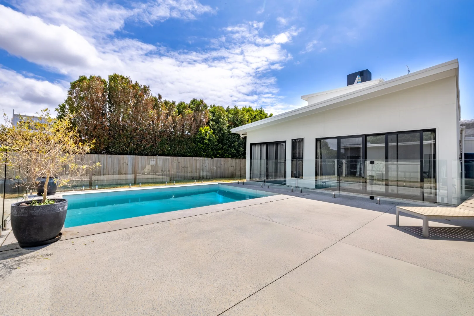 Additional image 3 of 10 Landsborough Parade, Golden Beach QLD 4551