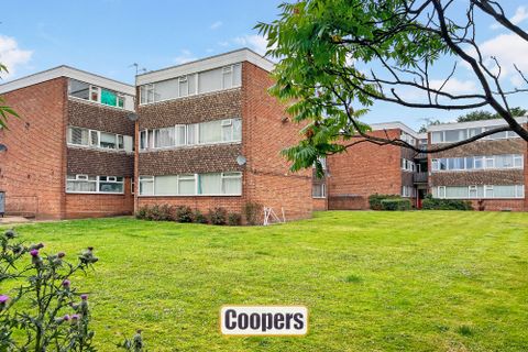 Pleydell Close, Weeford Estate CV3