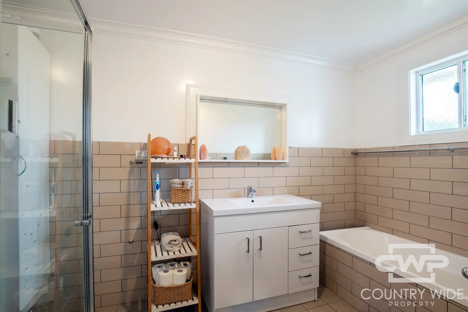 Additional image 10 of 2 Short Street, Glen Innes NSW 2370