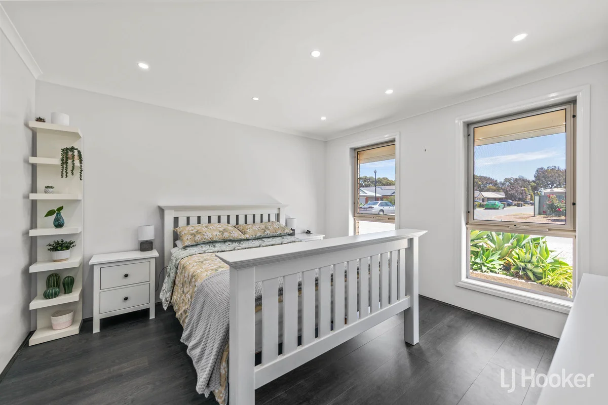 Additional image 11 of 2 Tangarine Court, Munno Para West SA 5115