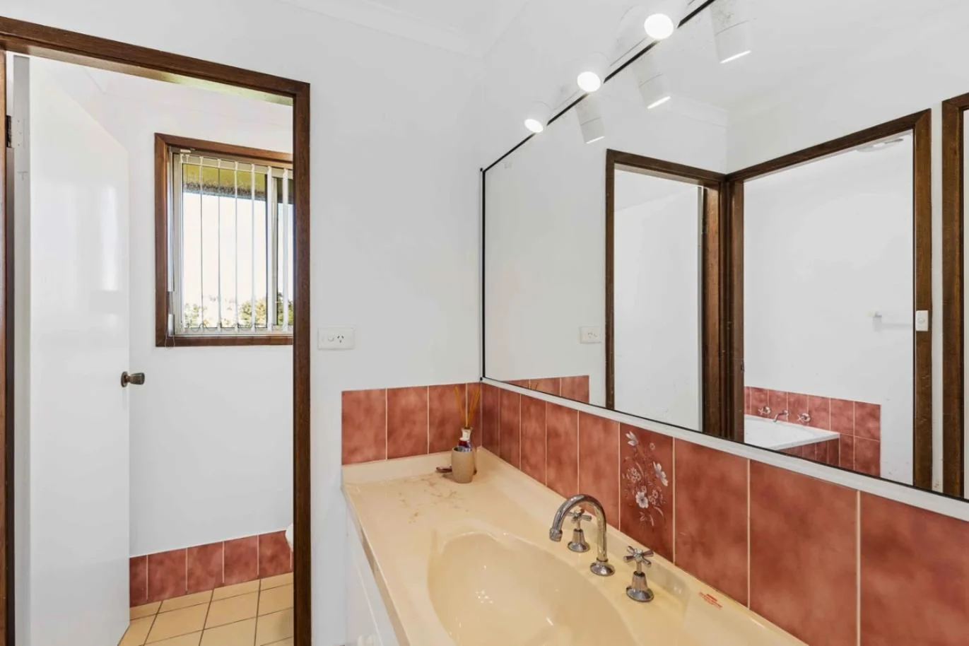 Additional image 13 of 39 The Battlement, Manyana NSW 2539