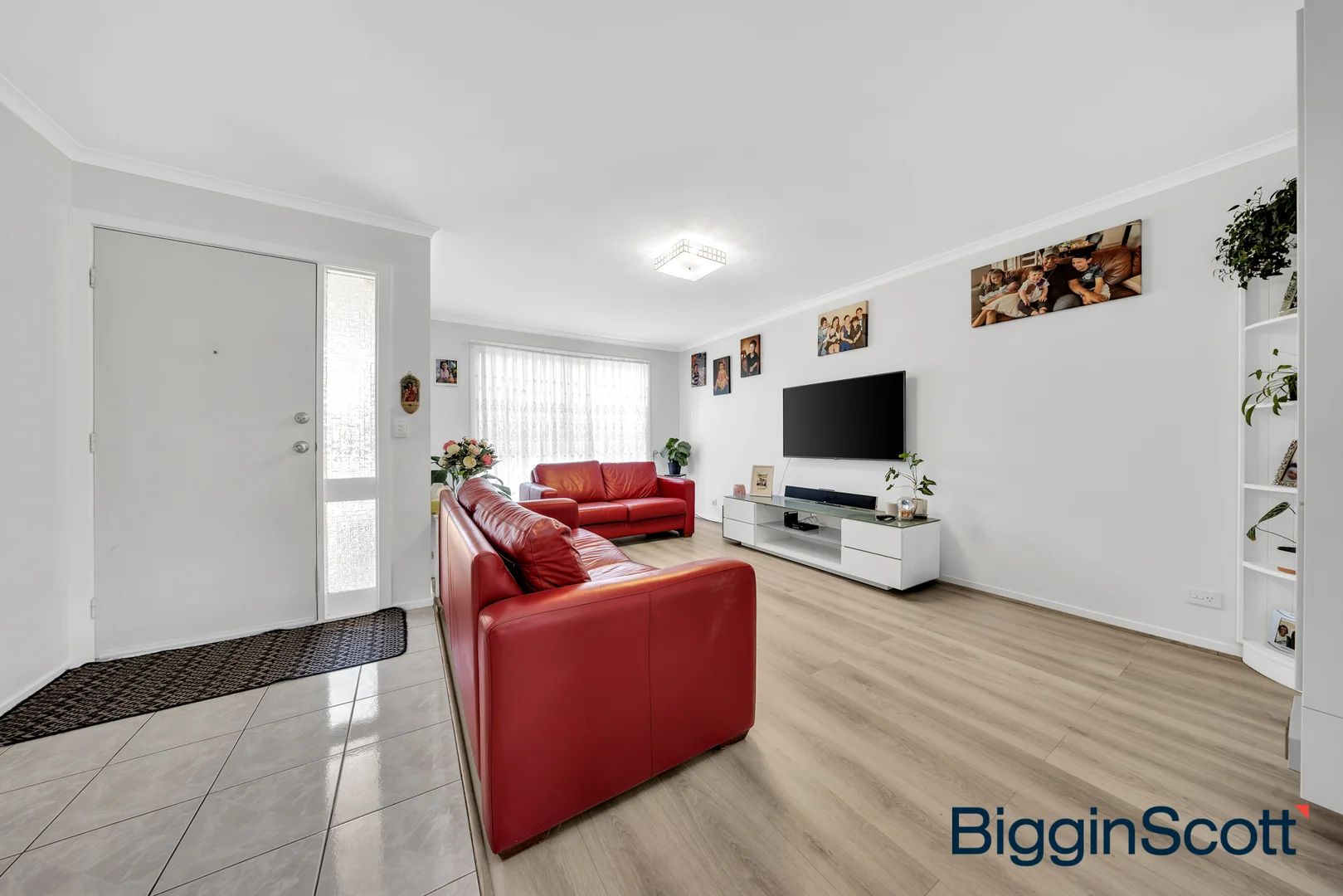 Additional image 3 of 1/23 Songlark Crescent, Werribee VIC 3030