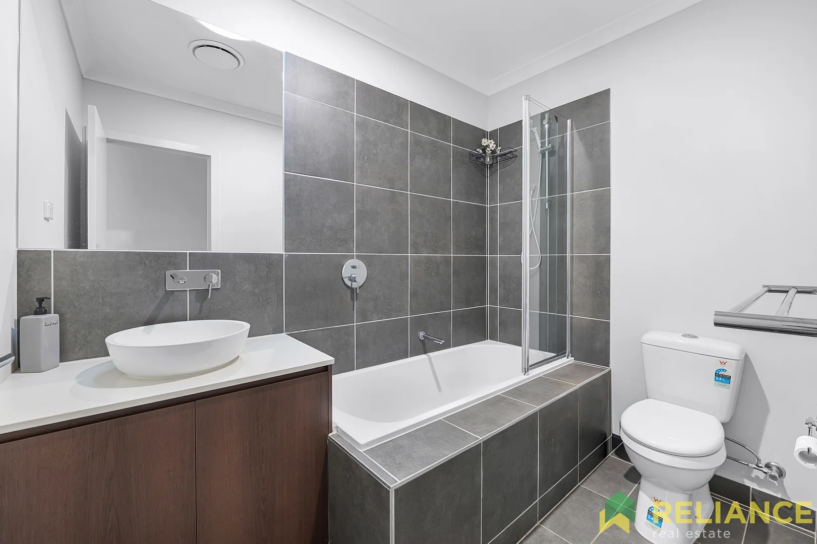 Additional image 14 of 25 Grazing Road, Weir Views VIC 3338