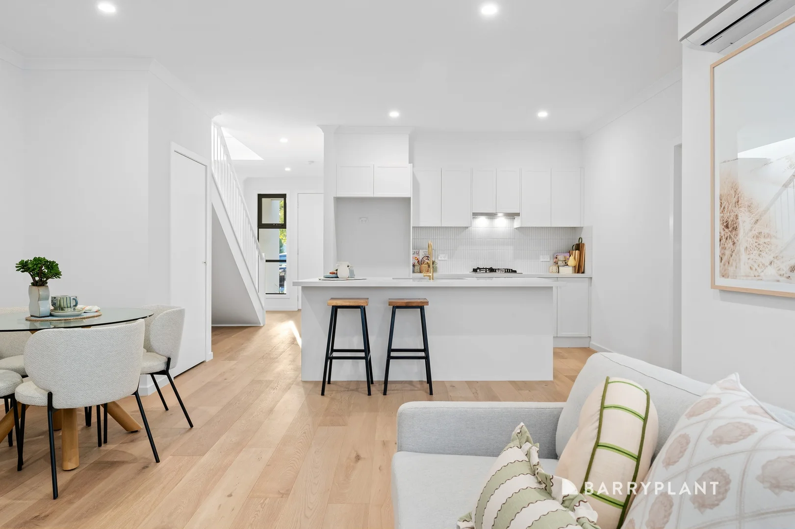 Additional image 4 of 2/40 King Parade, Knoxfield VIC 3180