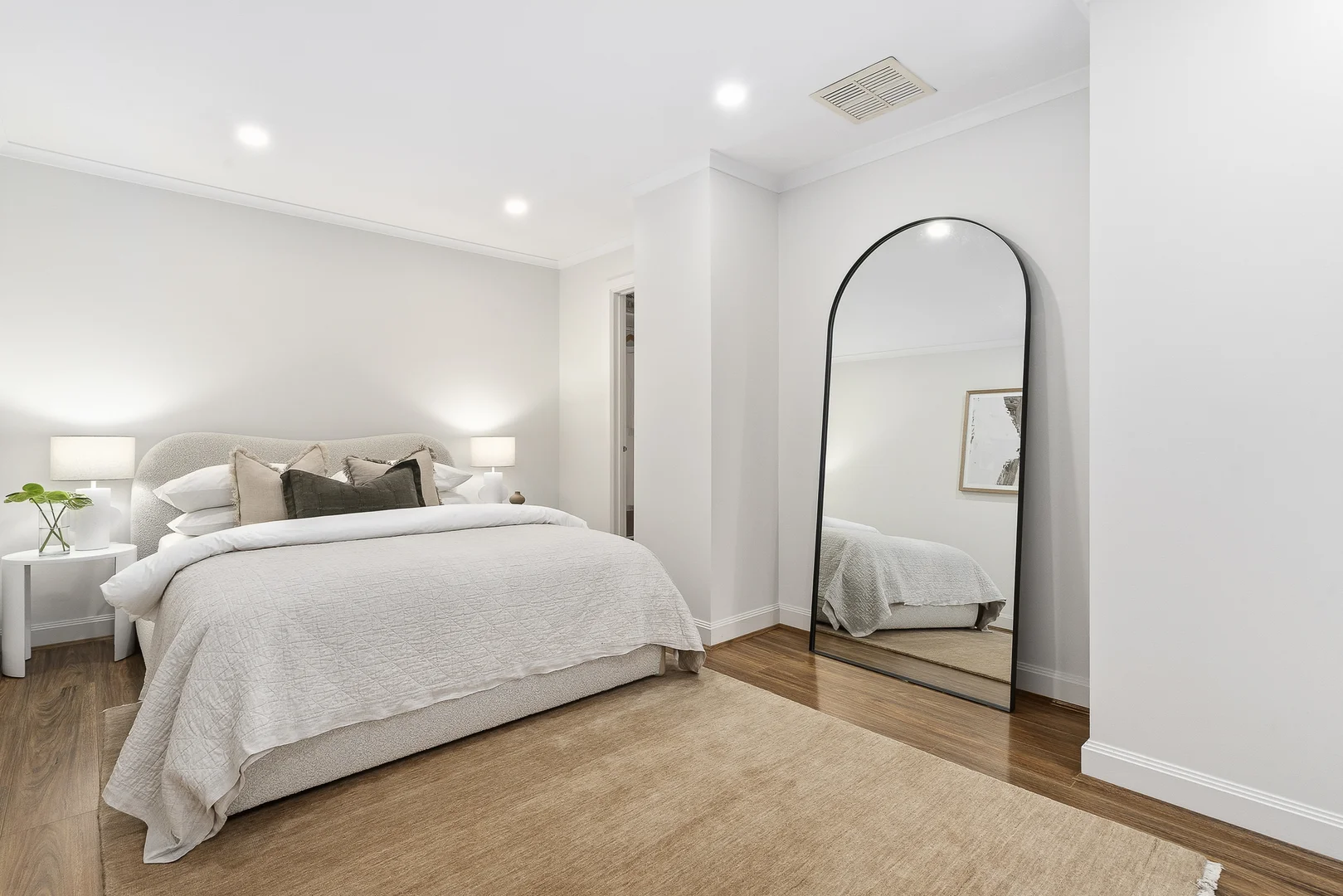 Additional image 7 of 1/2015 Malvern Road, Malvern East VIC 3145