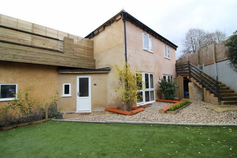 Canal Way, Reading RG1, Studio to rent