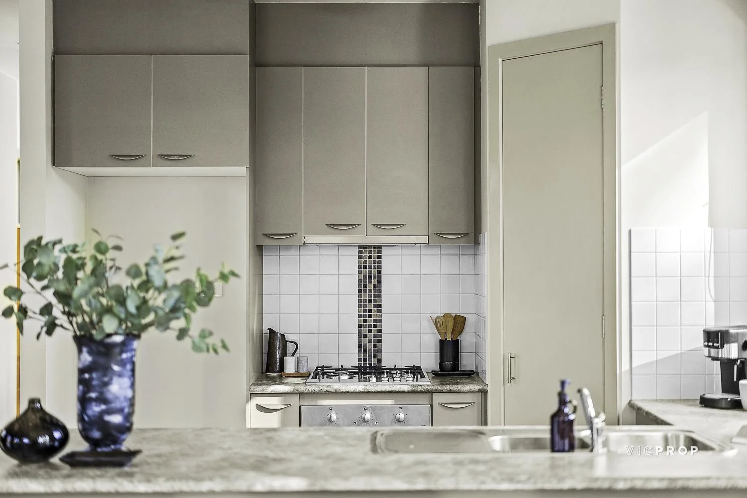 Additional image 10 of 143 Ernest Jones Drive, Macleod VIC 3085